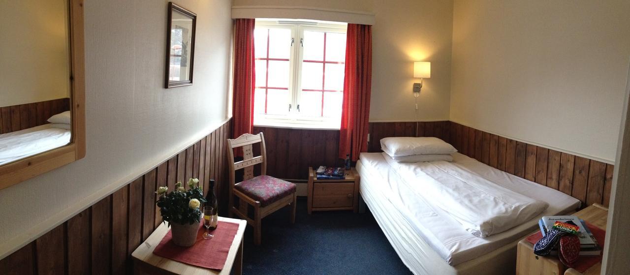 Fossheim Hotel Lom Eksteriør billede